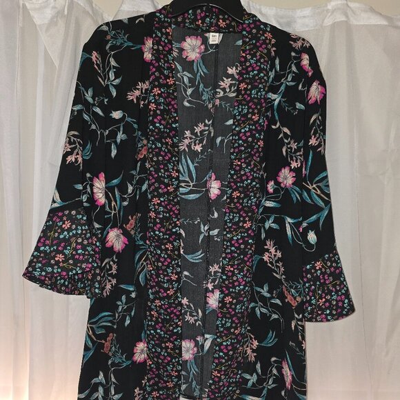 BP. Floral duster/kimono - Picture 10 of 11